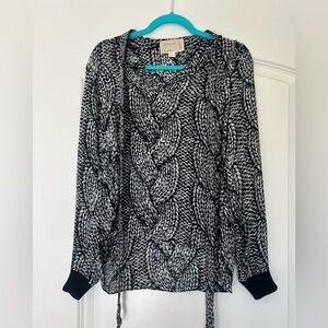 Artelier Nicole Miller Silk Knit Pattern Top
Size S| black and white